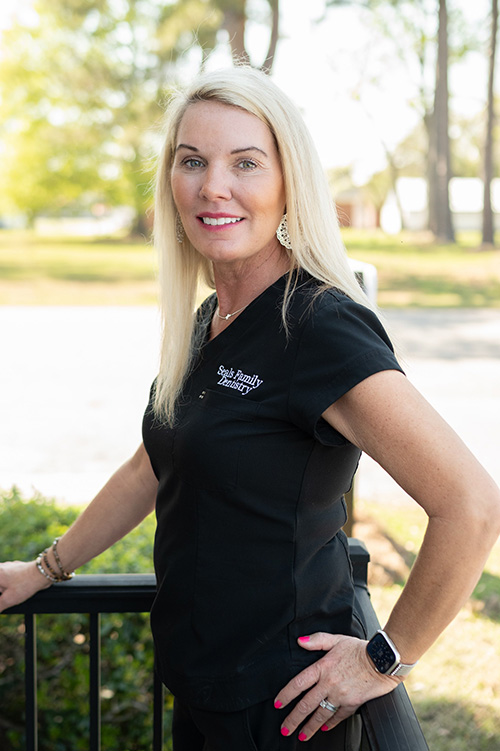 Seals Family Dentistry | Snoring Appliances, Extractions and Dental Bridges